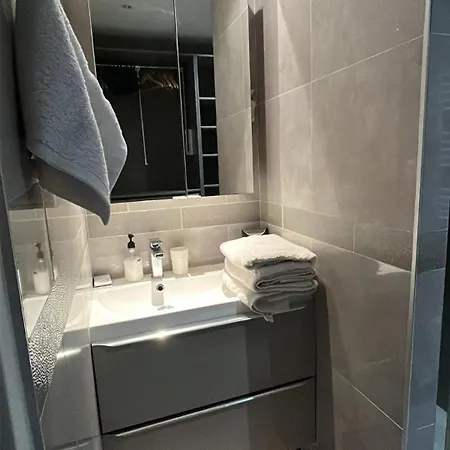 Apartmán With Terrace For 2 To 4 People Boulogne-Billancourt